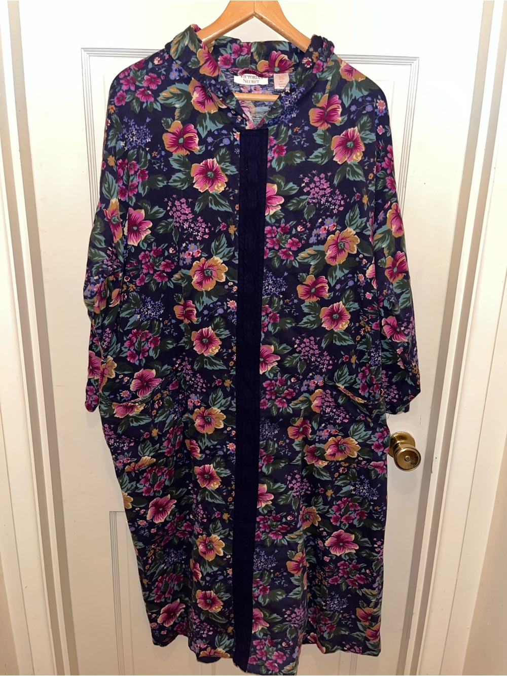 Vintage Victoria's Secret Gold Label Purple Floral 100% Cotton Kaftan Size (M/L)